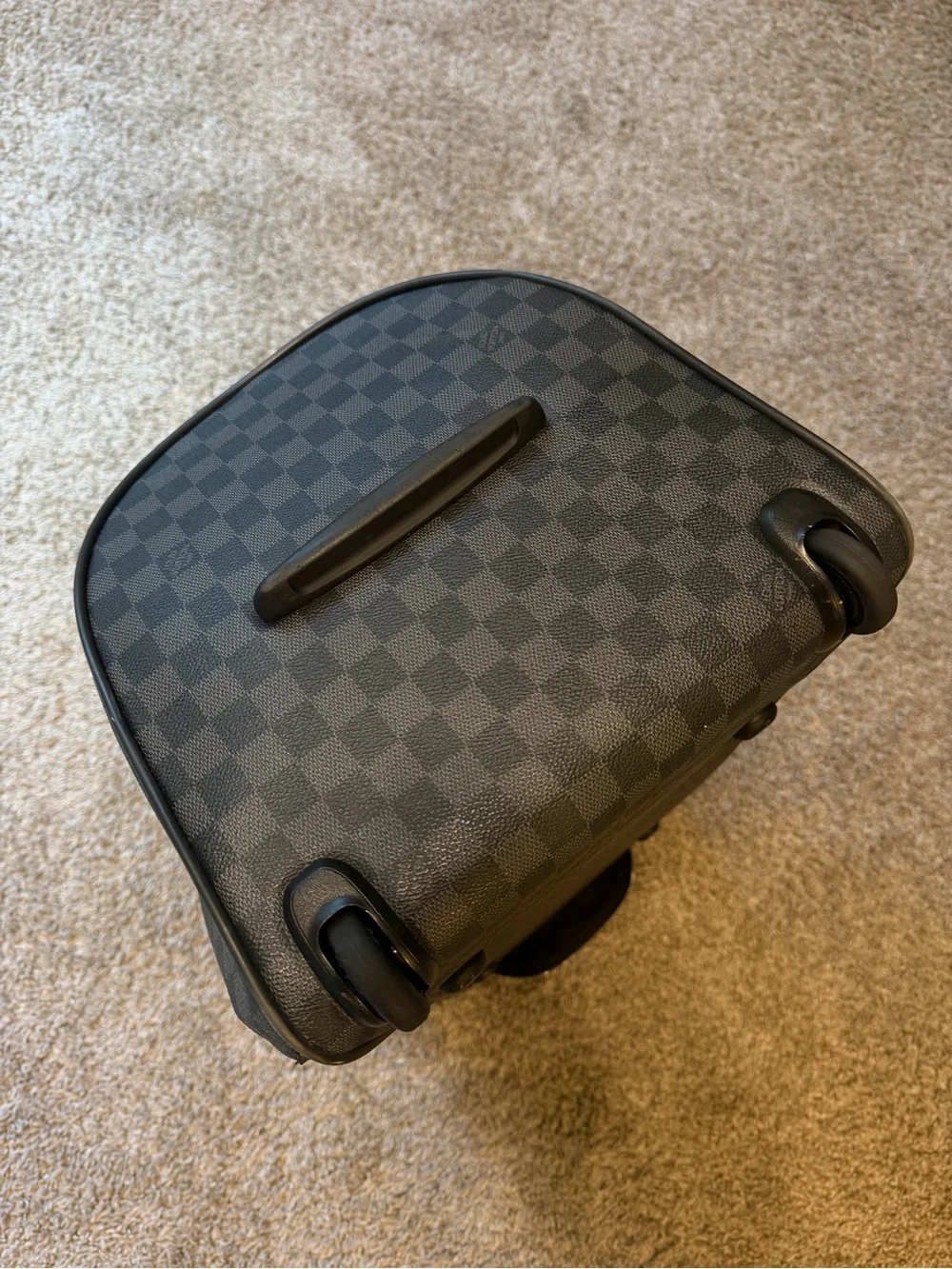 Louis Vuitton Neo Eole 65 Roller Duffel Bag with handle